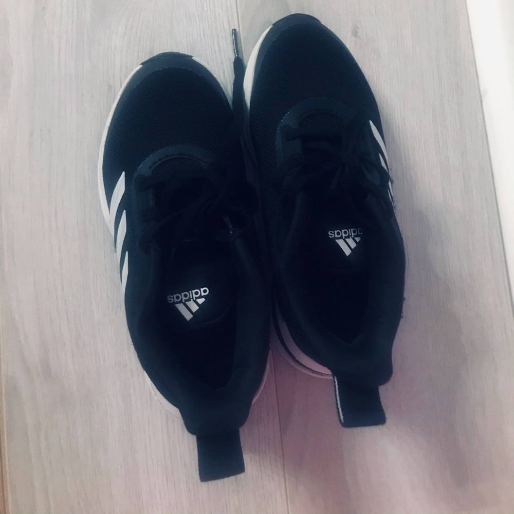 ✨Boy's Adidas Shoes✨